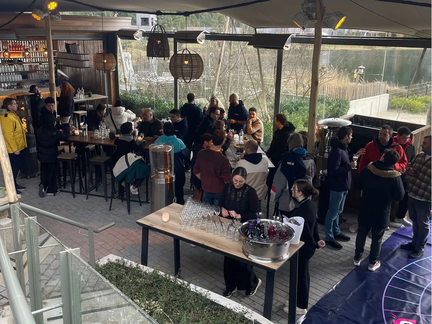 CrazyGames — Techs Around the World · Détail de campagne 1